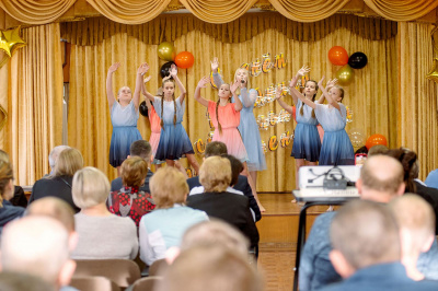 ООО «Солнечногорский стекольный завод» выражает искреннюю благодарность воспитанникам и педагогам школы «Ступени»