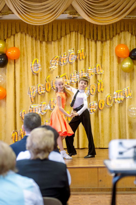 ООО «Солнечногорский стекольный завод» выражает искреннюю благодарность воспитанникам и педагогам школы «Ступени»